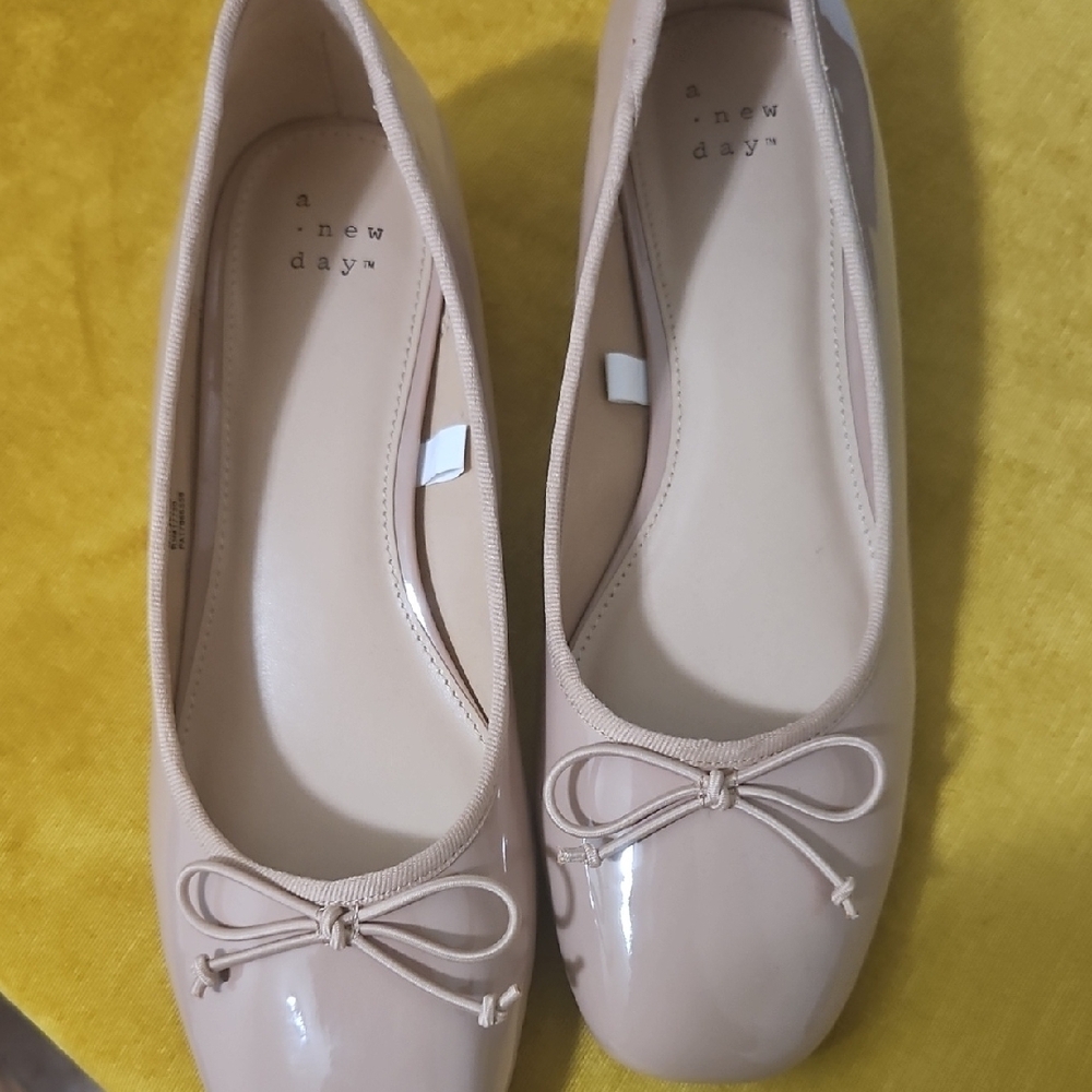 A New Day Women's Cream Ballet Flats